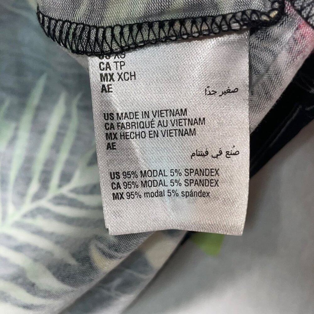 Ideology black palm Printed T-Shirt, XS - Picture 6 of 9